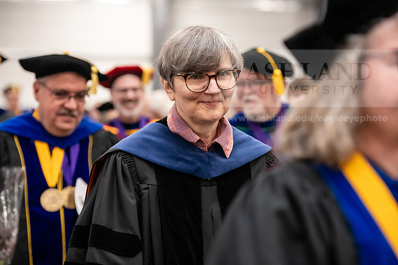 002SPGradCeremony0524AWB_8764