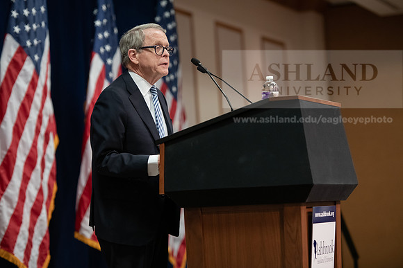 AsbrookGovMikeDeWine0120ALW_8908