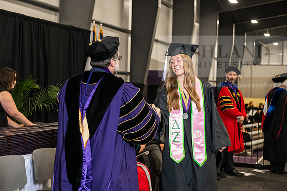 182SPGradBachelorArts0525AWB_3524
