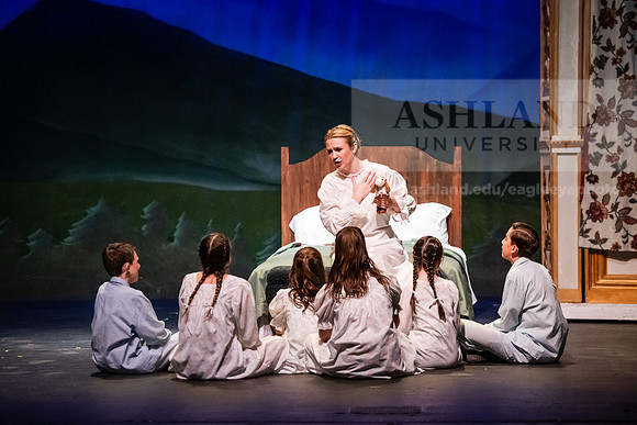 TheatreSoundOfMusic0325AWB_2202