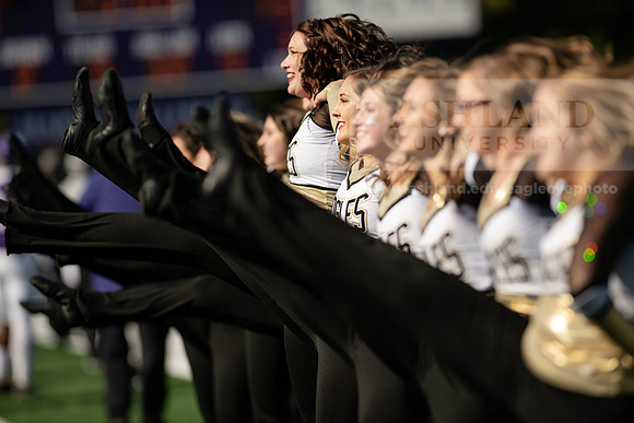 AUvDavenportFootball1019ALW_7145