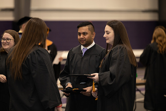 030WIGradPreCermony1222FU1A0609