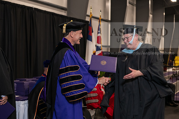 013SpGradMasterEducation0524AWB_9070