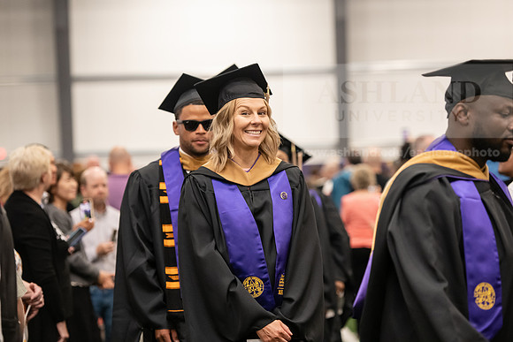 071SpGradProcessional0524AWB_8513