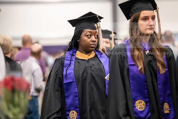 085SpGradProcessional0524AWB_8524