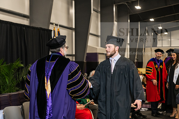 172SPGradBachelorScienceBusinessAdmin0525AWB_4321