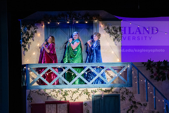 TheatreMammaMia0220ALW_2240