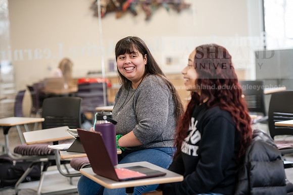 AdmissionsLatinoHispanicMarketing0125AWB_9668