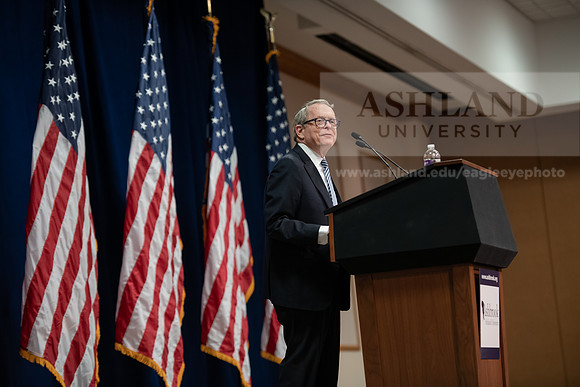 AsbrookGovMikeDeWine0120ALW_8927