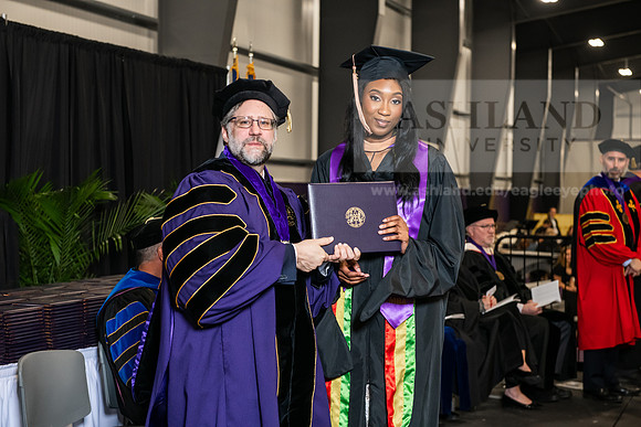 062SpGradMasterBusinessAdmin0525AWB_3098