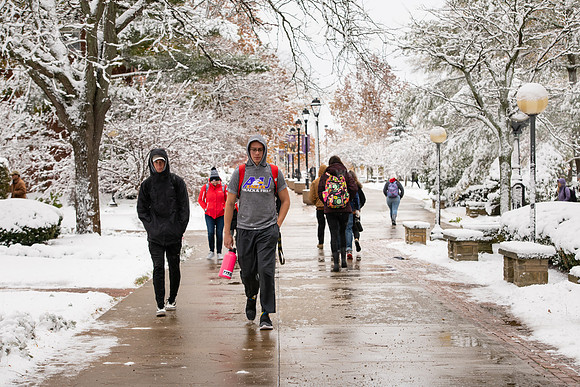 CampusSnow1119ALW_0037