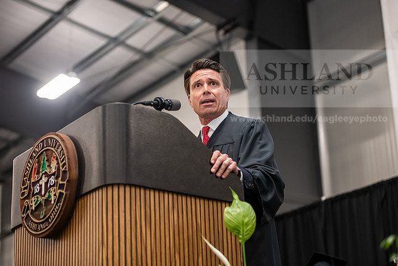 349SpGradCeremony0525AWB_2877