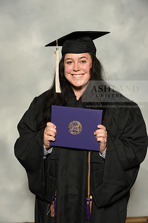 059BachelorBusinessWiGrad1221MP7_0949