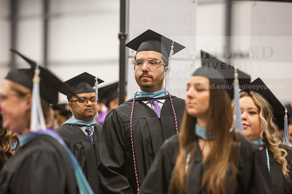 135SpGradPreCeremony0525JH6Q8B8069