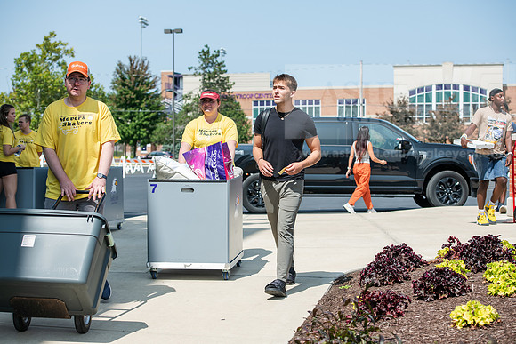 MoveInDay0824AWB_0175