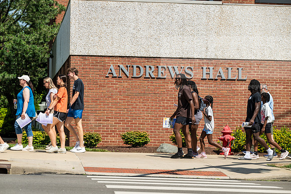 SummerOrientationNo1_0625AWB_0614