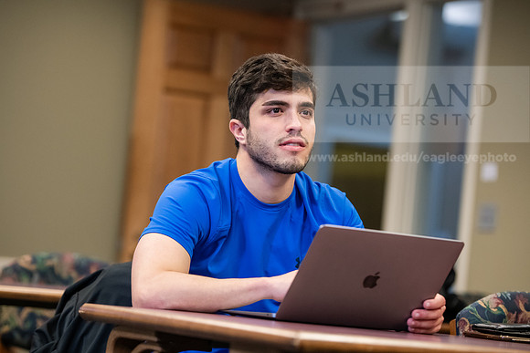 MBADigitalMarketing0324AWB_8275