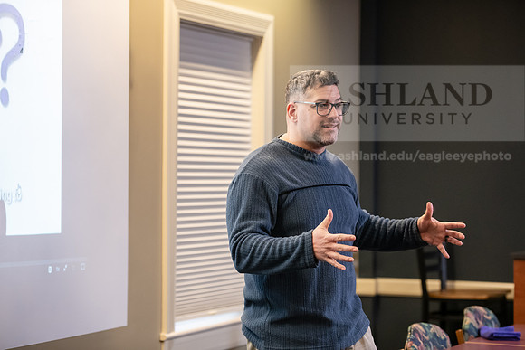 MBADigitalMarketing0324AWB_8193