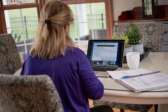 OnlineEducation0420ALW_0703
