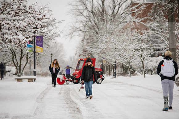 WinterCampusLife0123ALW_3554
