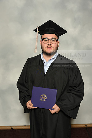 046BachelorBusinessWiGrad1221MP7_0942