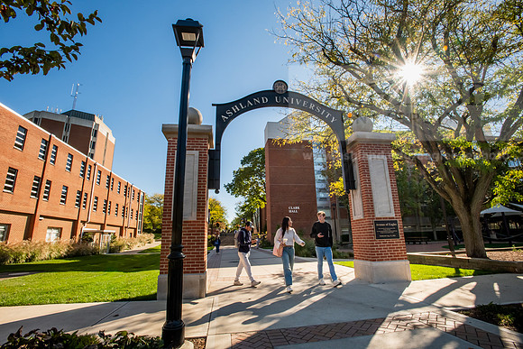 FallCampusLife1024AWB_1546