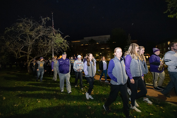 ParadeOfPurple1021ALW_6257