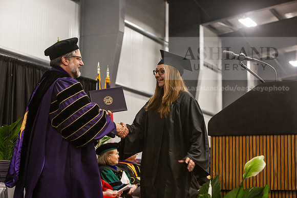 152SpGradBachelorArts0525JH6Q8B8928