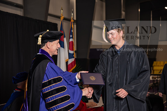 015SpGradBachelorScienceBusiness0524TR_DSC_5362