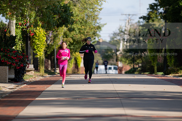 Homecoming5kFunRunWalk1019ALW_4218