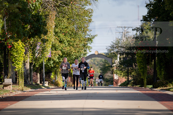 Homecoming5kFunRunWalk1019ALW_4248