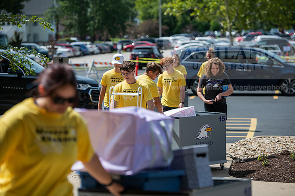 MoveInDay0824AWB_0307