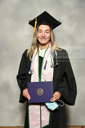 064BachelorNursingWiGrad1221MP7_0067