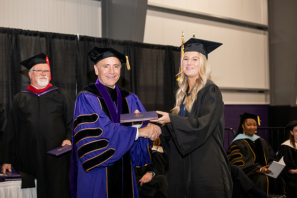 105SPGraduates0522ALW_1515
