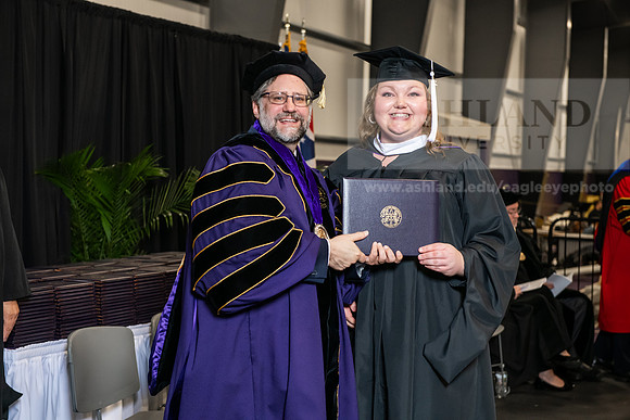 013SPGradMasterArts0525AWB_3284