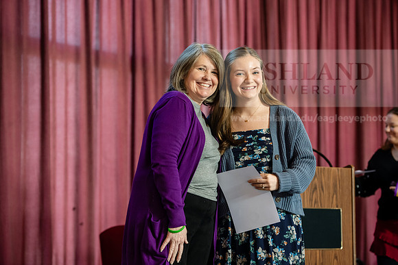 010Casey_Lillian1224AWB_4488