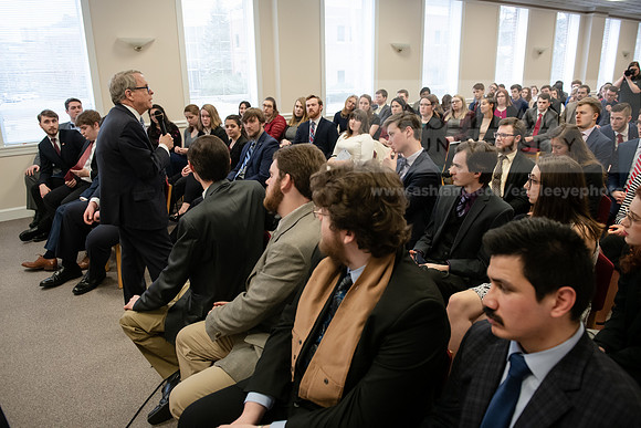 AsbrookGovMikeDeWine0120ALW_9195