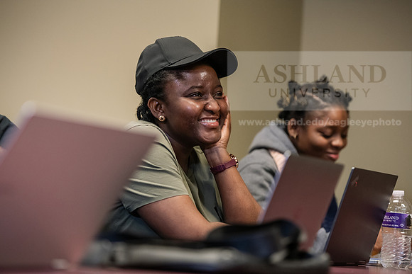 MBADigitalMarketing0324AWB_8273