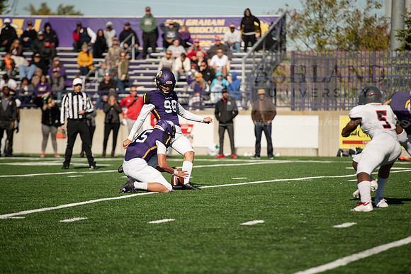 AUvDavenportFootball1019ALW_7427