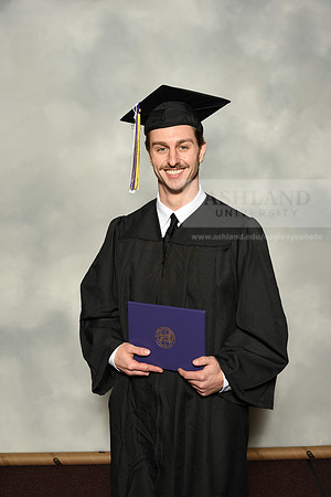 042BachelorArtsWiGrad1221MP7_0828