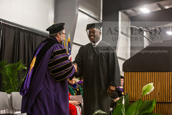 021SpGradAssociateArts0525JH6Q8B9796