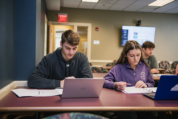 AccountingIndividualTaxClass0324AWB_4651