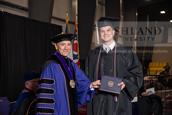 060SpGradBachelorScienceBusiness0524TR_DSC_5395