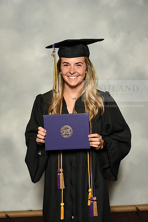 040BachelorBusinessWiGrad1221MP7_0938
