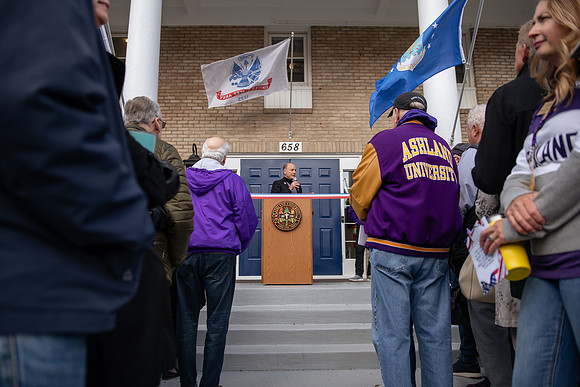HomecomingUSAHouseRibbonCeremony1023AWB_6073