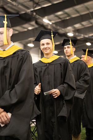 086WIGradProcessional1222FU1A0679