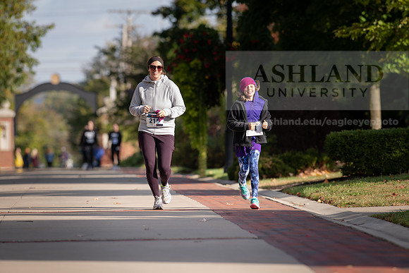Homecoming5kFunRunWalk1019ALW_4576