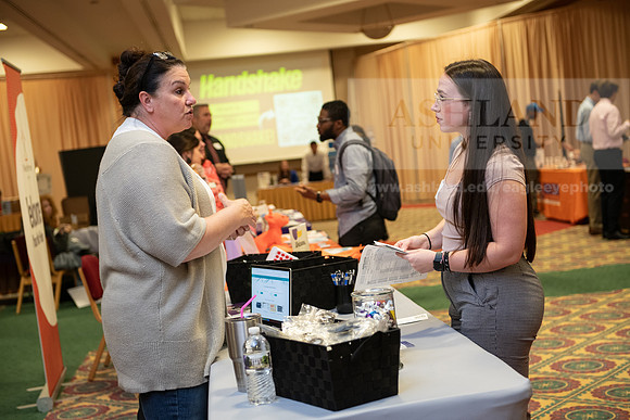 CareerInternshipFair1023AWB_9701
