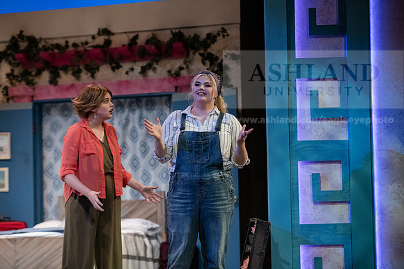 TheatreMammaMia0220ALW_2008