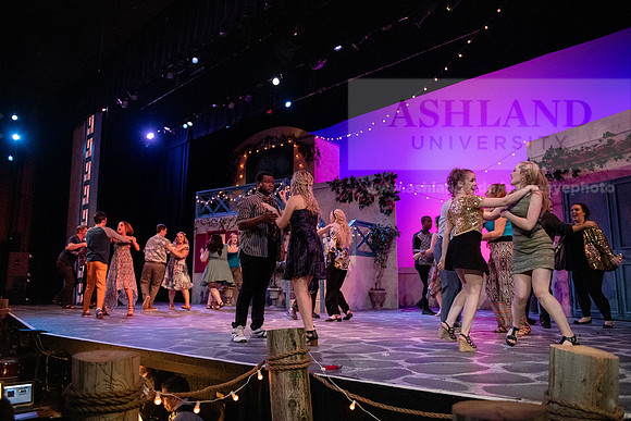 TheatreMammaMia0220ALW_2426